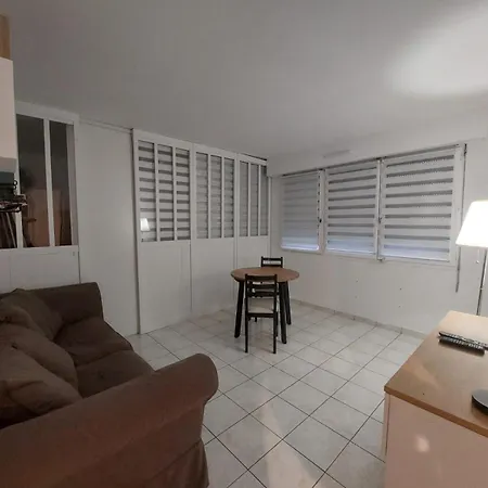Alloggio in famiglia Privees Maisons-Laffitte